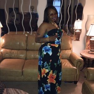 White House Black Market Dresses - EUC Black floral maxi dress White House Black Market Dresses - EUC Black floral maxi dress